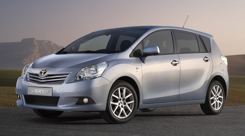 Toyota Verso (2009): first official photo of new people carrier bound for 