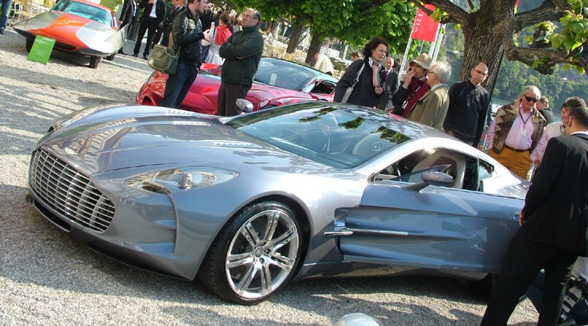 Aston Martin One77 wins top design prize at Villa d'Este