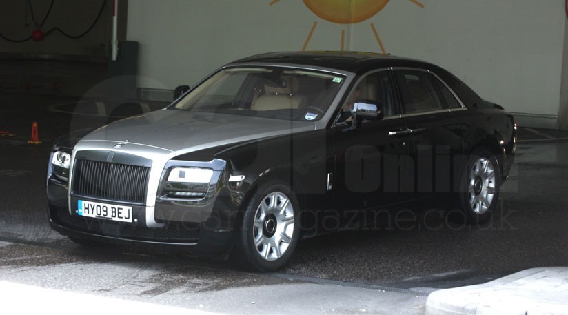 Rolls Royce Ghost 2009. Rolls-Royce Ghost (2009): the