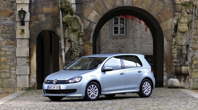 Interesting first drive report here with the VW Golf Bluemotion 16 TDI