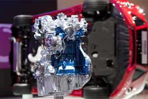 Ford begins building 1.0 Ecoboost, a microsized 3cyl