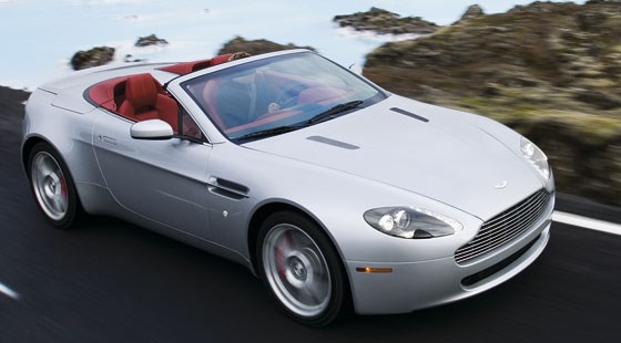 Vantage Roadster: the lowdown. Aston Martin today reveals the convertible 