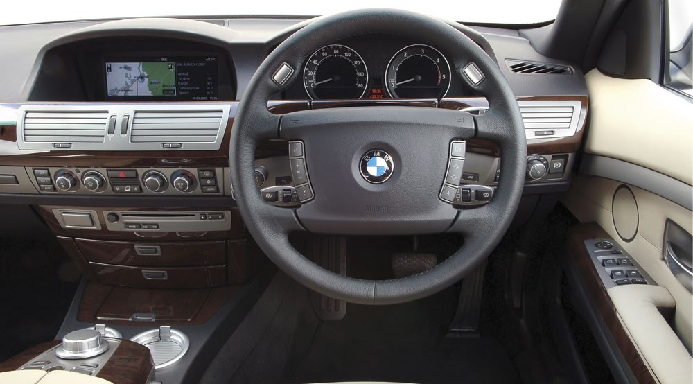 Bmw 730. BMW 730Ld SE (2008) CAR review