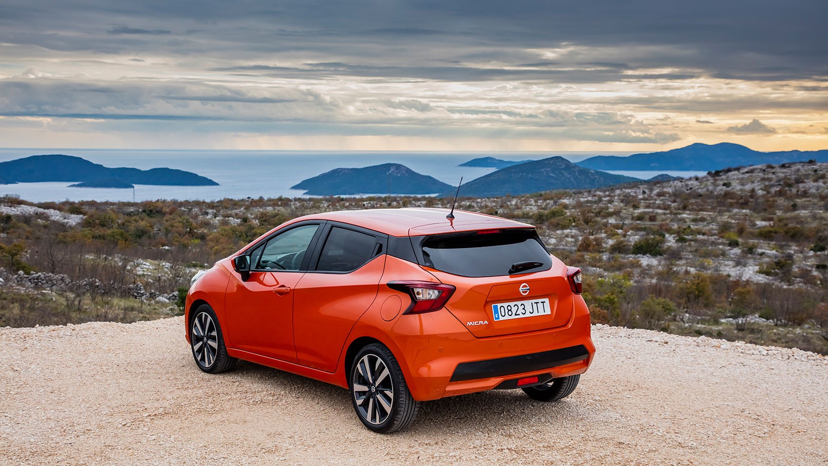 nissan micra  2017  review