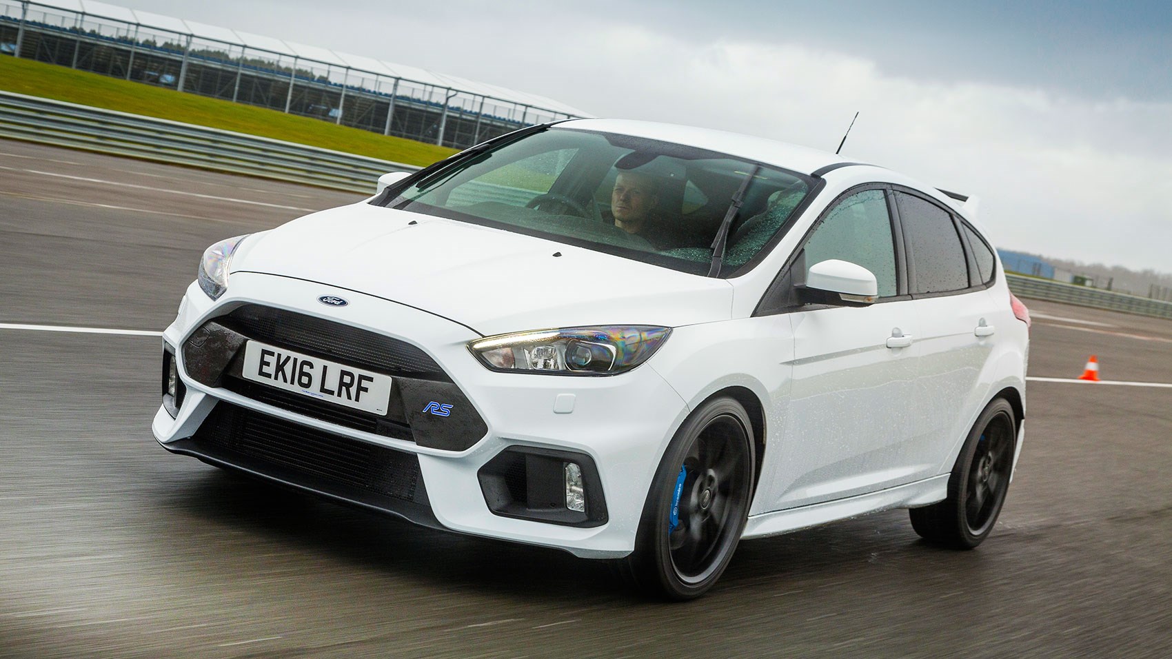 ford focus rs mountune fpm375  2017  review