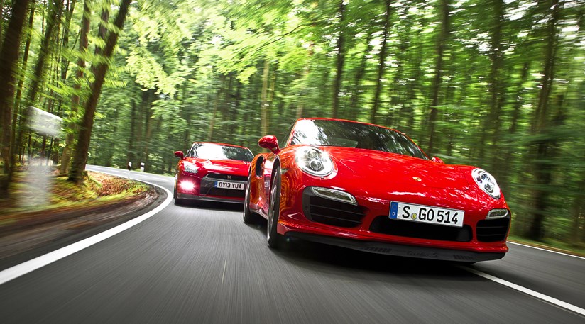 Porsche 911 Turbo S vs Nissan GTR (2014) review CAR